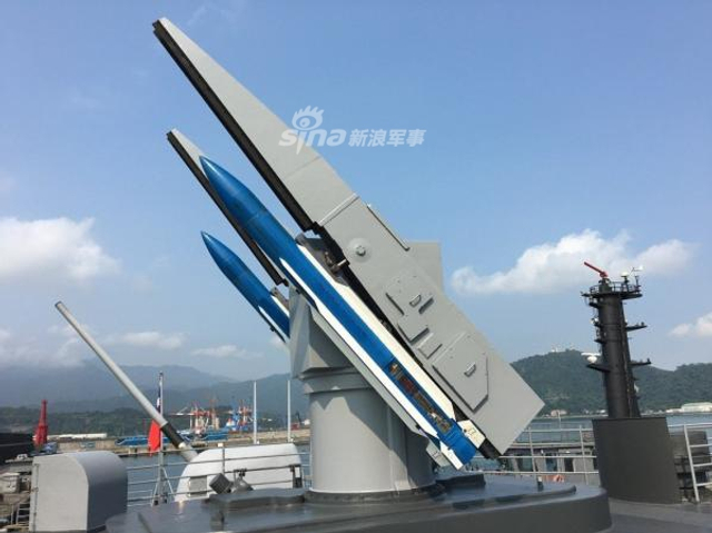 就这也敢来打擂台?台军也搞阅舰算上9艘快艇共20艘