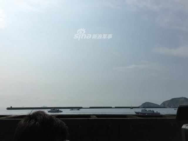 就这也敢来打擂台?台军也搞阅舰算上9艘快艇共20艘