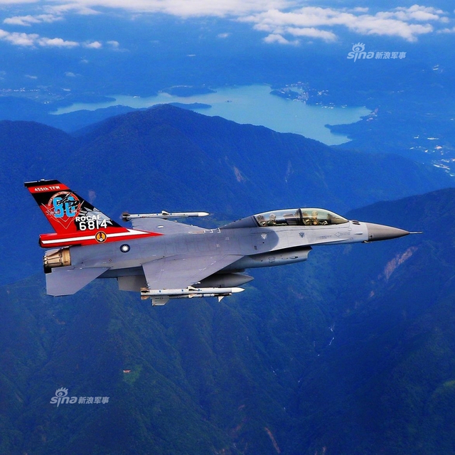 欺师灭祖!台湾F16和日本F35在美军基地高调编队飞行