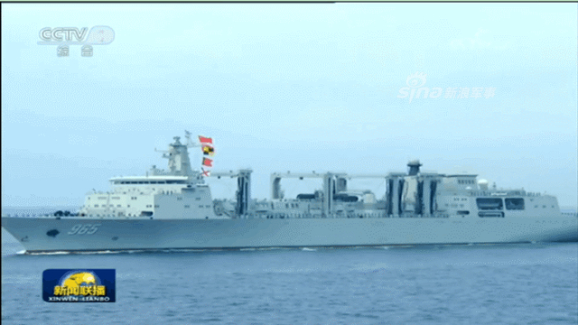 史上最壮观！中国海军南海阅兵辽宁舰领衔编队劈波斩浪