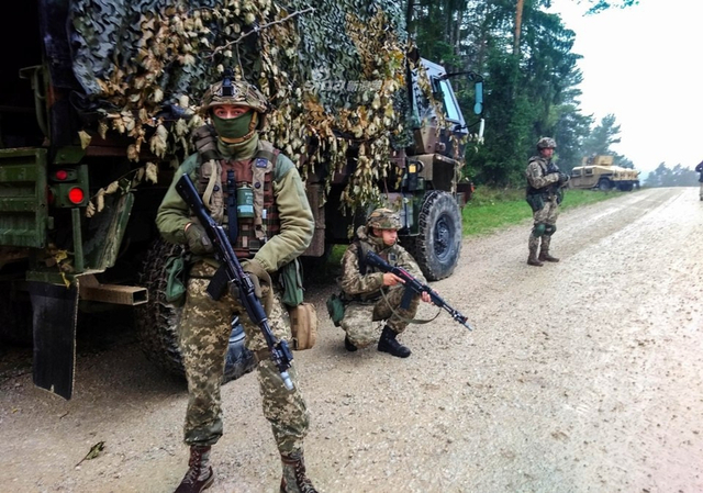 练习怎么被毛子爆锤？乌克兰军队赴德与德美一起演习