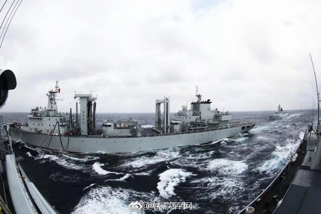 听说美舰又来了?我南海舰队某部急赴某海域实战演习