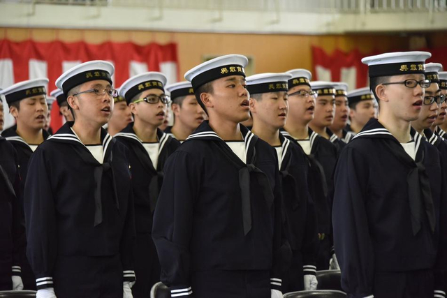 喜欢舰娘不？日本海上自卫队的未来掌握在这些人手中