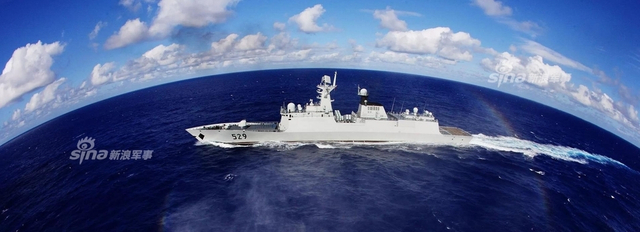 可以换屏保啦！独特宽屏视角再现我海军南海阅兵盛况