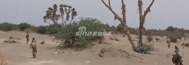 胡塞武装破袭沙特补给线像打猎