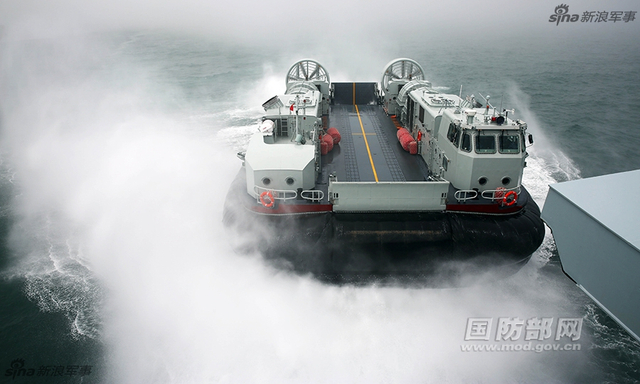 掌控台海主动权！我东部战区海军野马登陆艇训练频繁