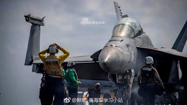 特朗普咄咄逼人！美航母刚离越南又携日本赴南海军演