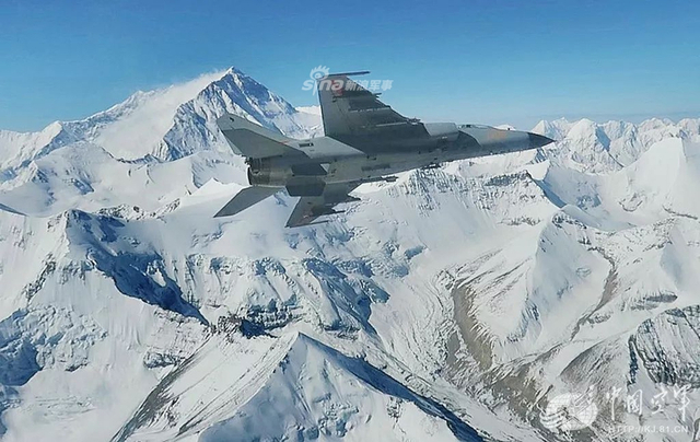 随时战备!西部战区空军歼11B领衔飞豹米171联合演习