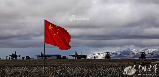 歼11B领衔飞豹米171联合演习