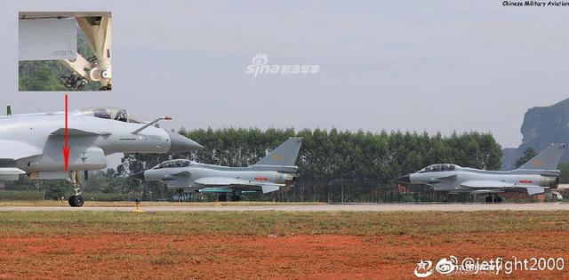 南部战区空军接收03批次歼10C
