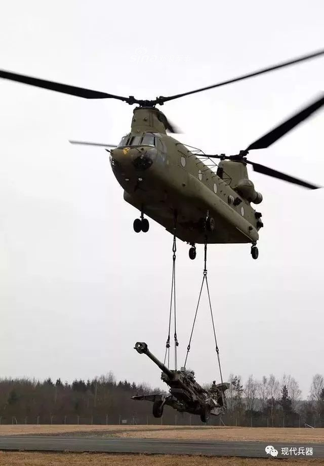 咱们也缺这个！支奴干吊运中国出口中东AH4B超轻型火炮