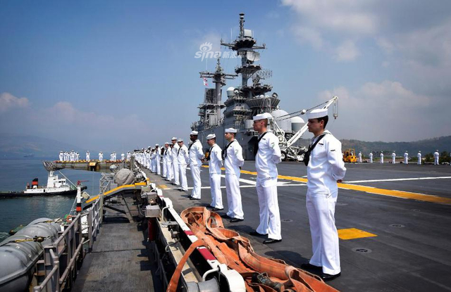 尽管放马过来!美两栖攻击舰满载f35b抵达菲律宾