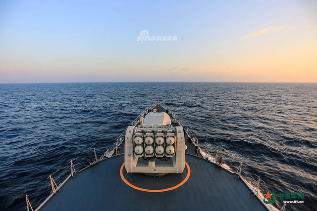 听说美舰又来了?我南海舰队某部急赴某海域实战演习