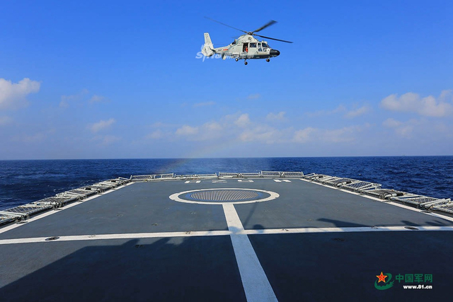 听说美舰又来了?我南海舰队某部急赴某海域实战演习