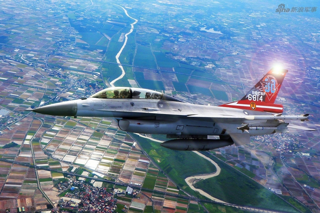 欺师灭祖!台湾F16和日本F35在美军基地高调编队飞行