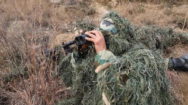 武警特戰狙擊手花式高難度訓練