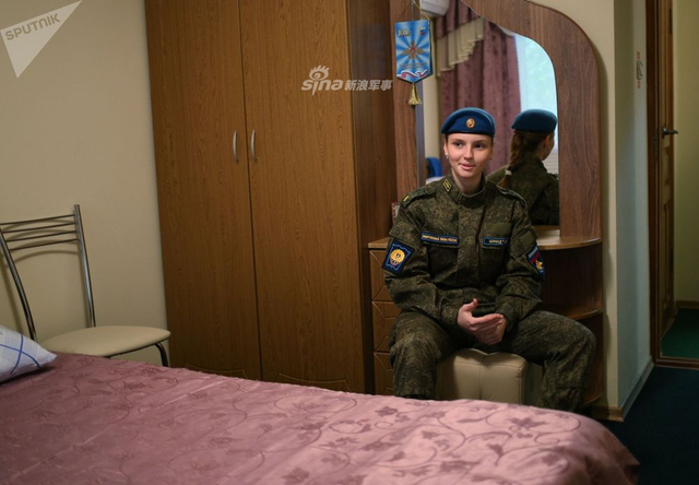 你最中意哪一个？俄官媒发布俄军靓丽女兵图集