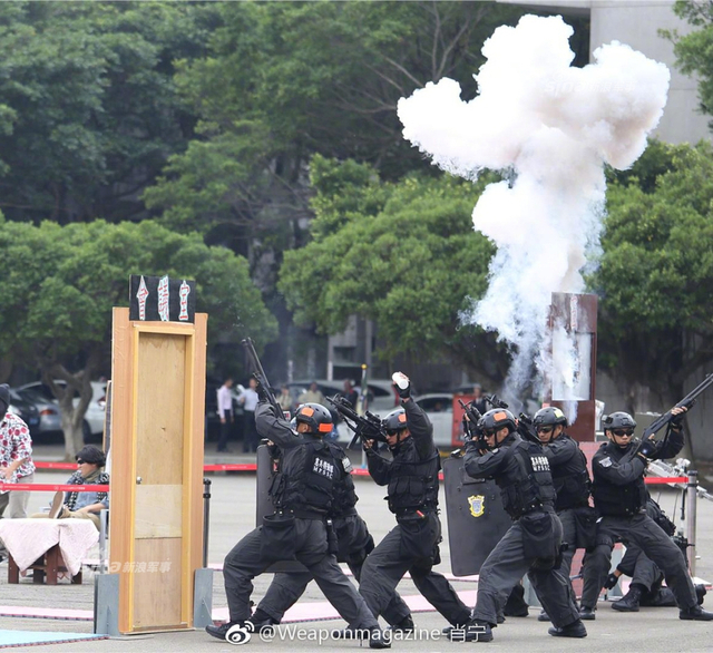 蔡英文又添保镖啦 妄图一个连保卫整个台北！