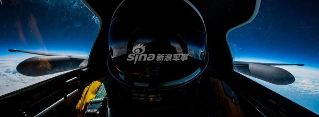 美军真会玩!U-2侦察机拍到远离地面两万多米壮观景象