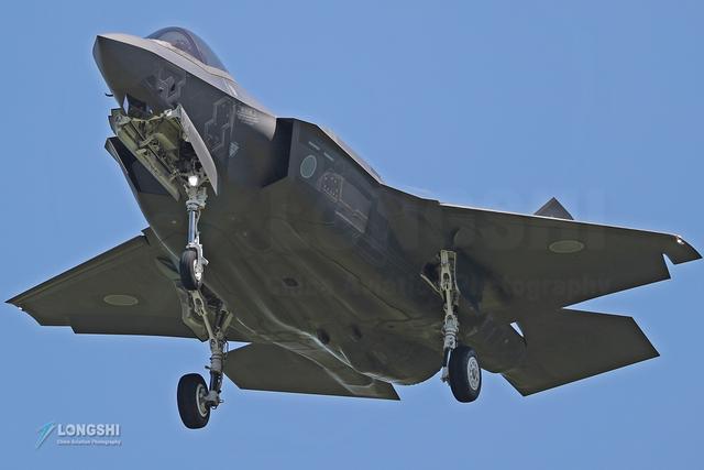 日本确认失联F-35战斗机坠毁