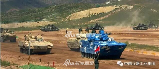 中国陆军装备最高水平！国产新坦克装甲车集中亮相
