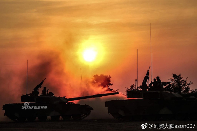 好东西就得显摆！泰国劲曝中国造VT4坦克训练画面