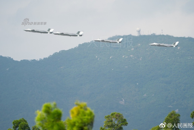 机动性燃翻全场！我军歼20战机珠海航展腾云驾雾