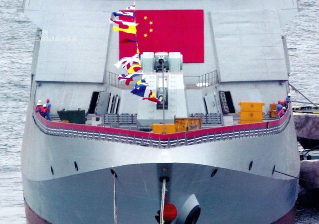 中国海军驰骋大洋彰显大国实力