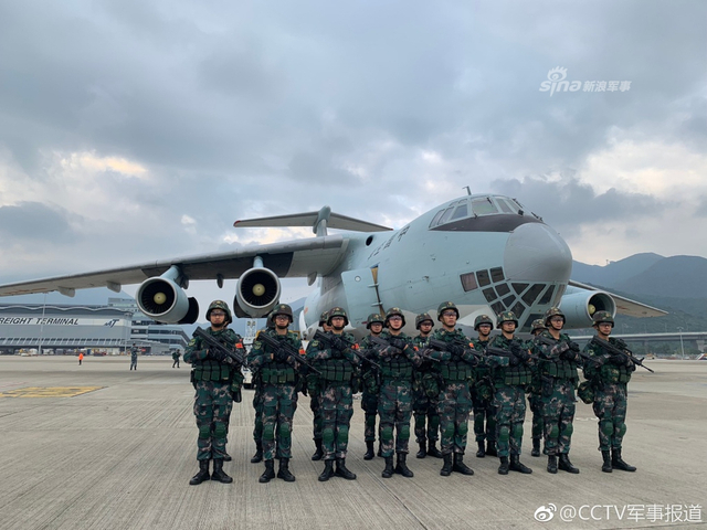 从香港起飞！我军3架伊尔-76运输机奔赴中马泰军演