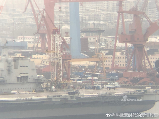 年底还有出海任务？我国产航母和辽宁舰烟囱又冒烟