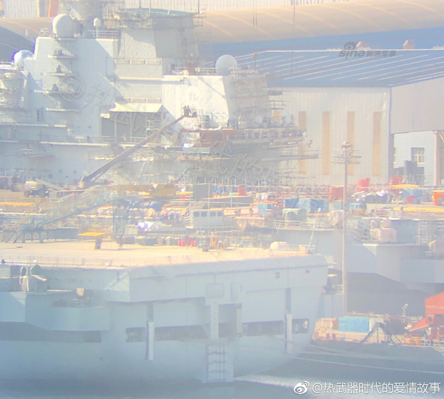 抢在阅舰式前归队！中国海军辽宁舰改造完毕今日出海