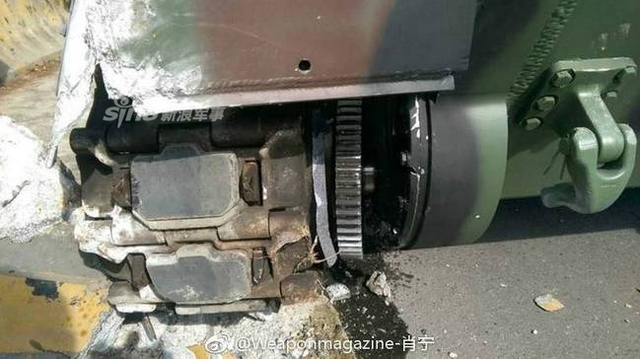 再不担心翻车了！台军被曝动用地铁载运军车和士兵