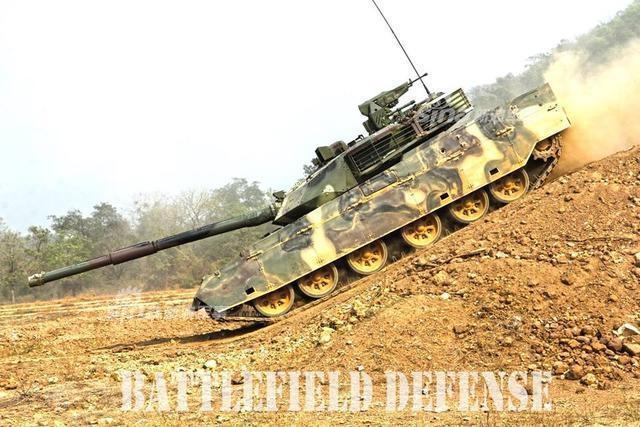 好东西就得显摆！泰国劲曝中国造VT4坦克训练画面