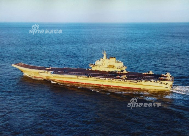 何时夜间起降？我军辽宁号航母满载歼15卫南海