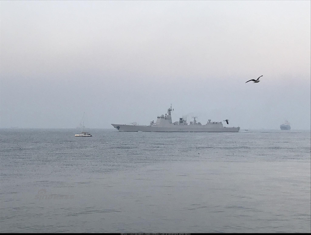 过气网红不服输！我大连船厂052D驱逐舰海试归来