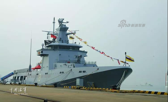 老将出马一个顶俩！我052B与054A领衔东盟海上联演