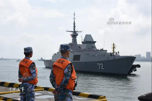 老将出马一个顶俩！我052B与054A领衔东盟海上联演