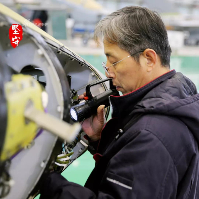 能当舰载教练机？洪都航空L-15教练机冬日猛“产崽”