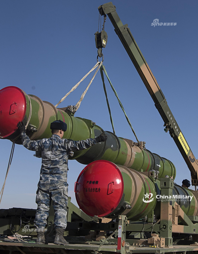 来犯之敌全拿下！我红旗22防空导弹暗夜守卫燕山