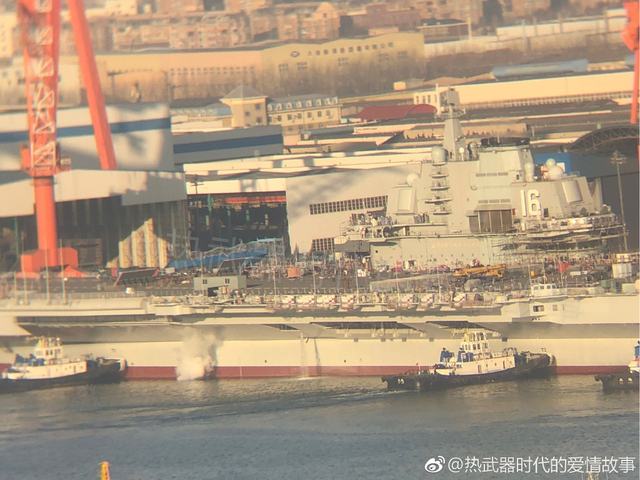 抢在阅舰式前归队！中国海军辽宁舰改造完毕今日出海