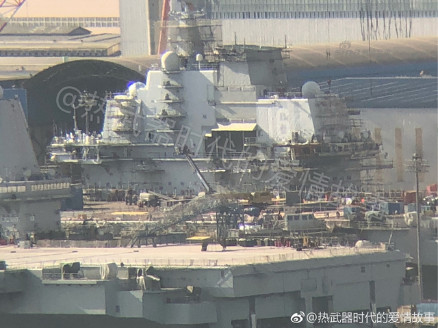 抢在阅舰式前归队！中国海军辽宁舰改造完毕今日出海