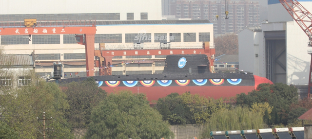 中国新型039B常规潜艇再度现身