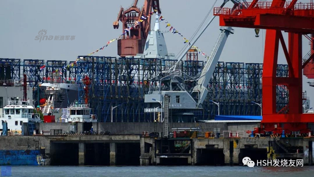 还差啥没装?我055万吨大驱二号舰曝光节后新照