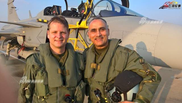 打得过我歼10？印度首架阵风战机在法国完成首飞