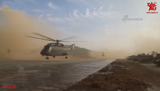 铁翼飞旋守卫天山!我新疆陆航直8G直升机超低空飞行