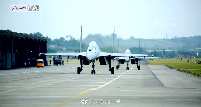 雾都雄鹰！我西部战区歼16战机亮相空军开放日