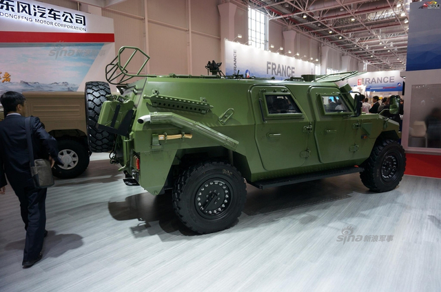 性能远超美军悍马！我猛士军车让伊拉克军队爱不释手