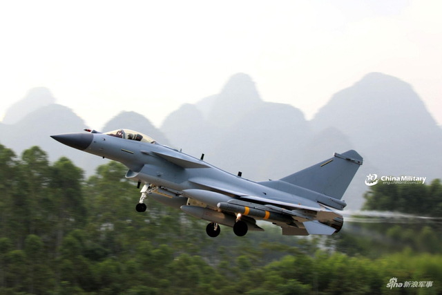 为外销巴铁试水?我军歼10C战斗机亮相中巴空军联演