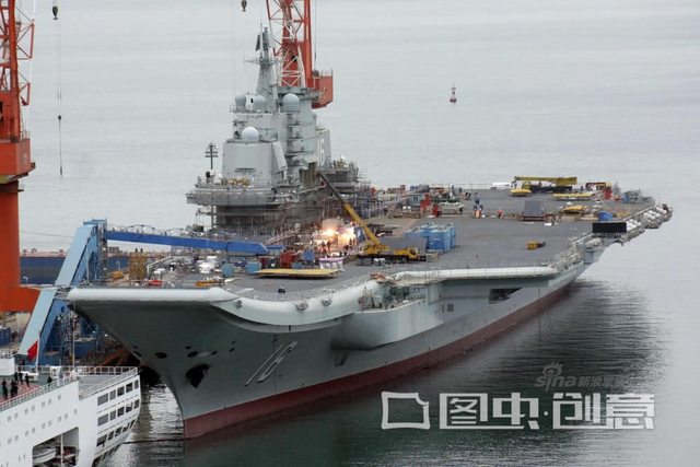 年底还有出海任务？我国产航母和辽宁舰烟囱又冒烟