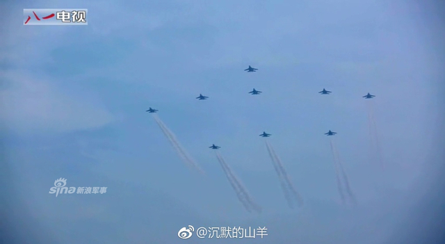 雾都雄鹰！我西部战区歼16战机亮相空军开放日